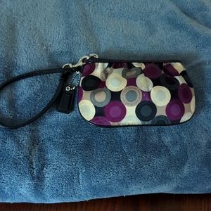 Coach Sateen Patent Leather Wristlet Signature Multicolor Abstract 44162 Fob